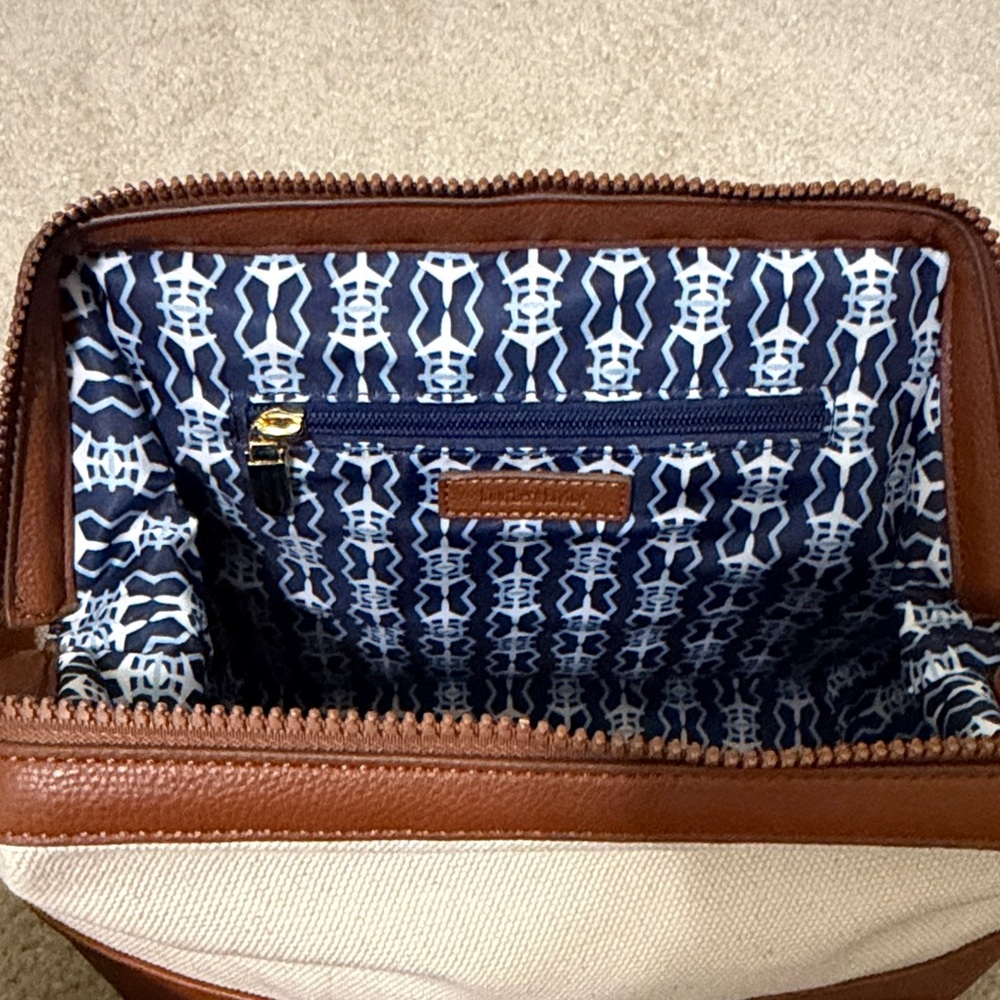 Southern Living Travel Bag - Picture 5 of 6